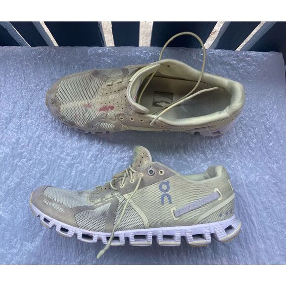 On Swiss Women’s Engineering Cloud Running Yellow Sneakers Sz 10 US - Picture 2 of 10